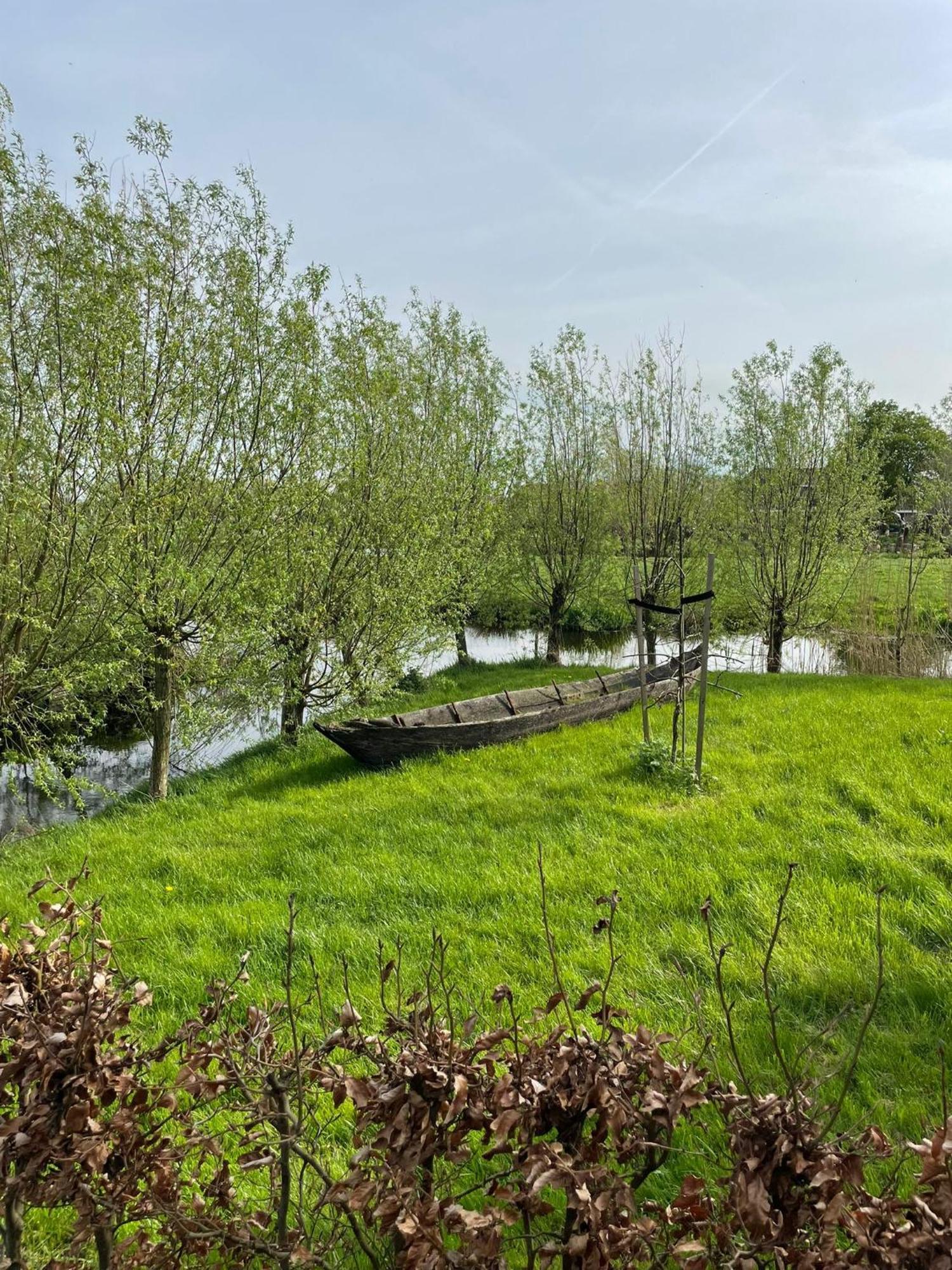Blossom Barn Lodges Oudewater Exterior photo